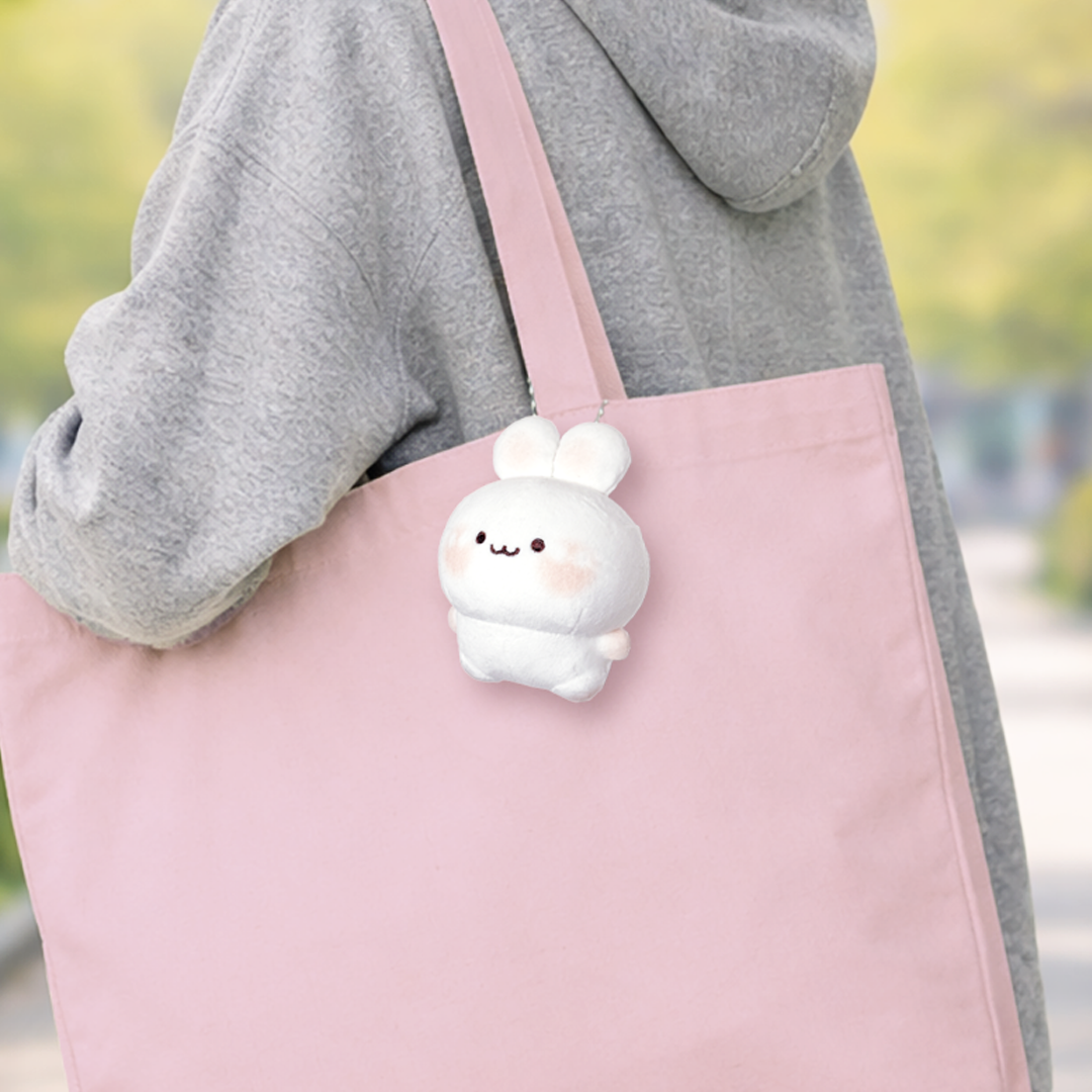 うさぎ ぬいぐるみチャーム【うさぎのもちちゃん】 – キャラの場